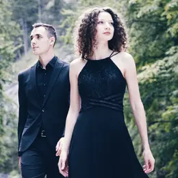 Arcades Musiques | Concert du duo de piano à 4 mains Kalabova - Gugg