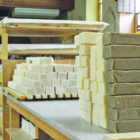 Des savons prêts à être conditionnés puis envoyés ! DR