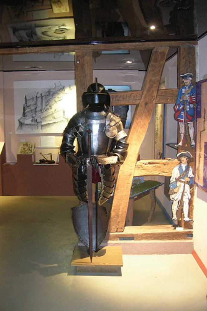 Attention, les armures des chevaliers des Vosges du Nord sont toujours là pour protéger les châteaux !