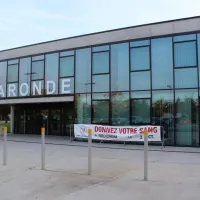 L'Aronde a changé de tête et se présente avec une nouvelle façade depuis 2013 &copy; Sandrine Bavard