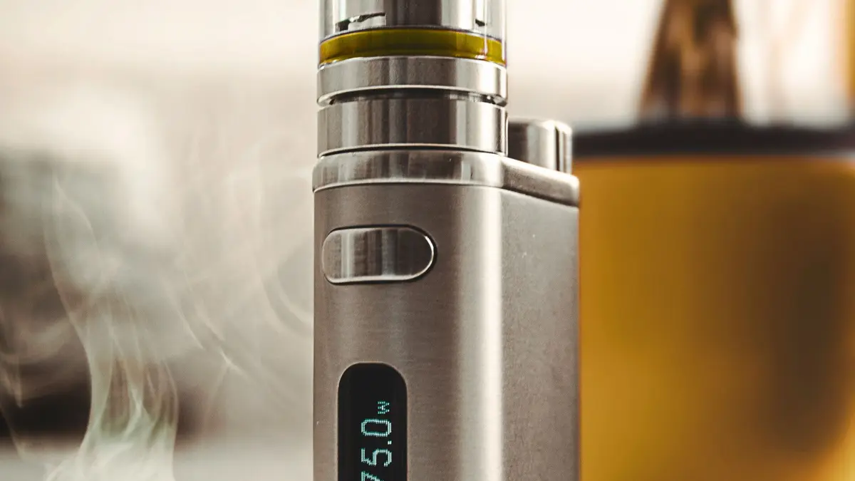 Arrêter de fumer du tabac grâce à la e-cigarette, c’est possible ?