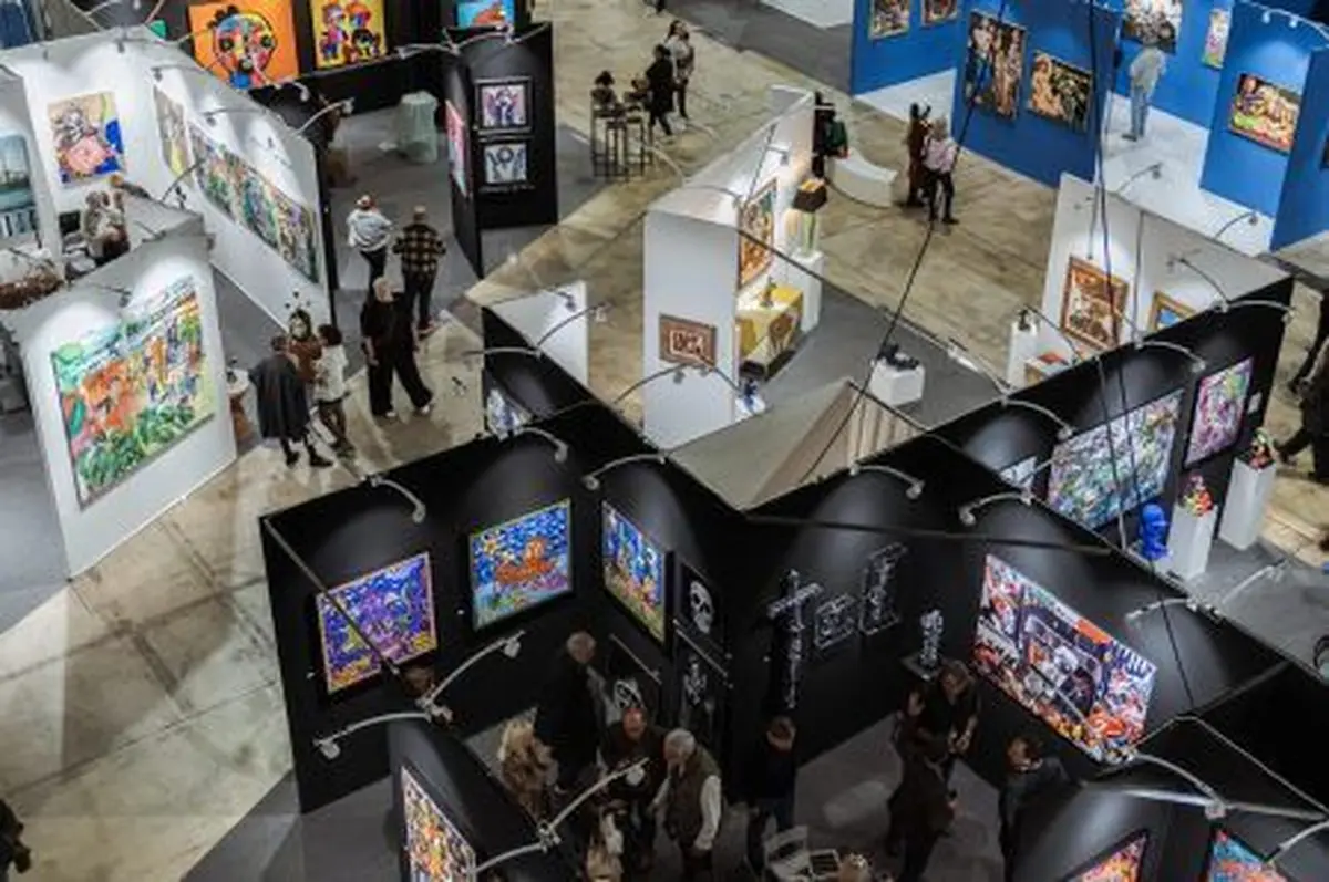 Chaque &eacute;dition est pens&eacute;e comme une exp&eacute;rience ouverte, permettant &agrave; chacun d&rsquo;explorer l&rsquo;art contemporain autrement.