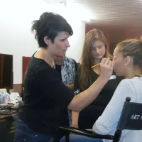 Audrey Trapp en démonstration maquillage à l'Art Studio Academy &copy; Art Studio Academy