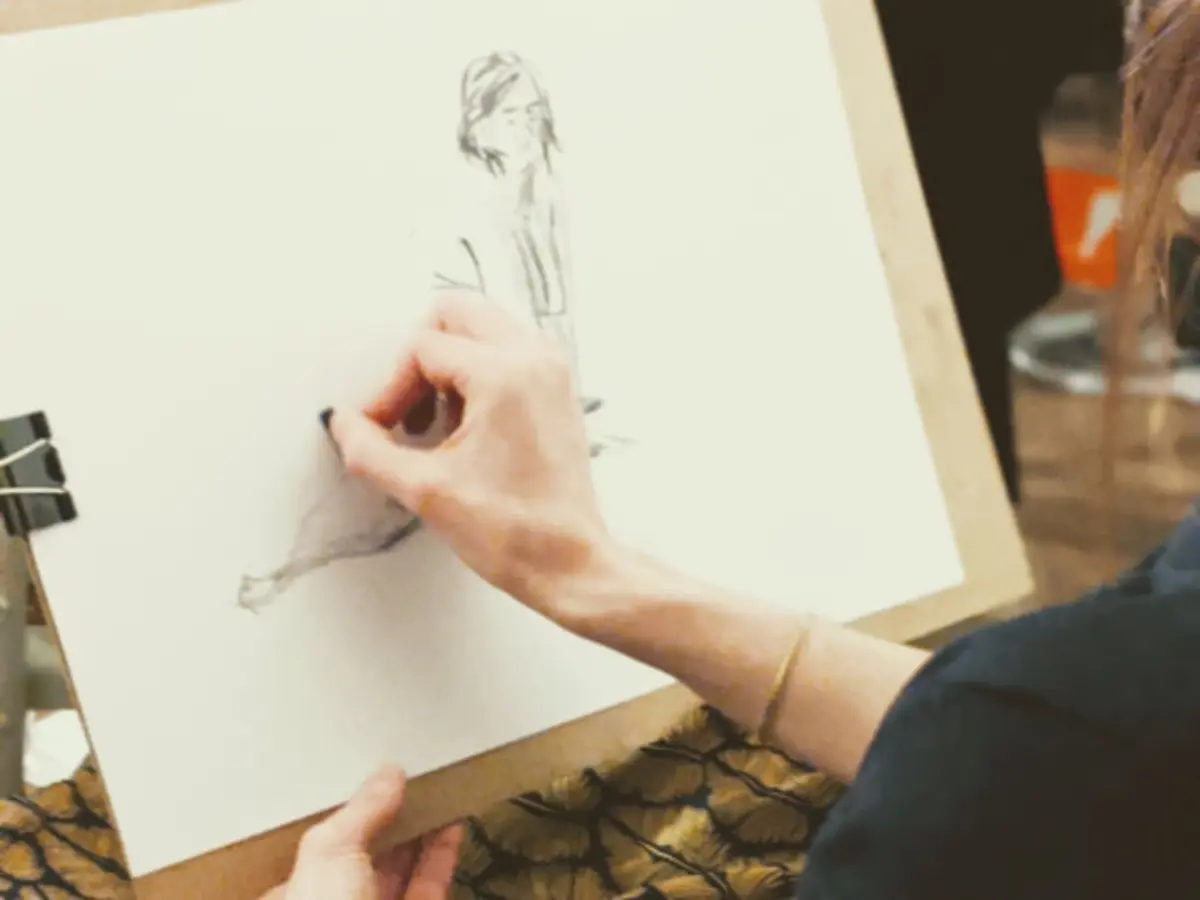 Atelier apéro-dessin modèle vivant à Paris 14ème