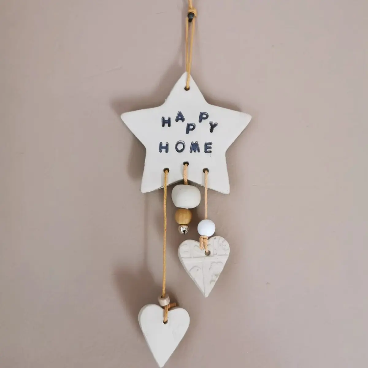 Atelier Argile : Petites Créations à Suspendre