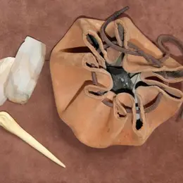 Atelier Artisanat du cuir néo - de 8 à 12 ans