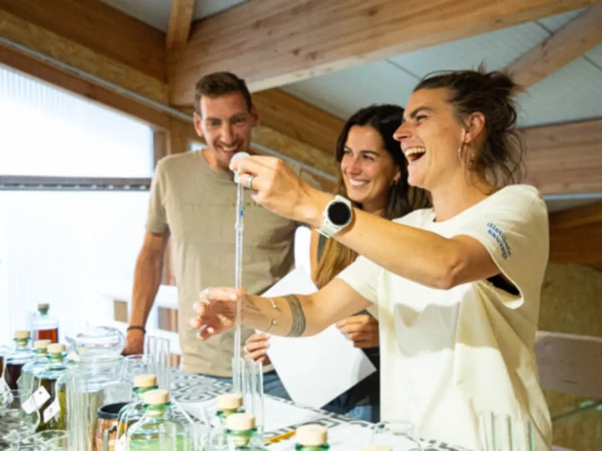 Atelier assemblage de gin à Autrans-Méaudre en Vercors (38)