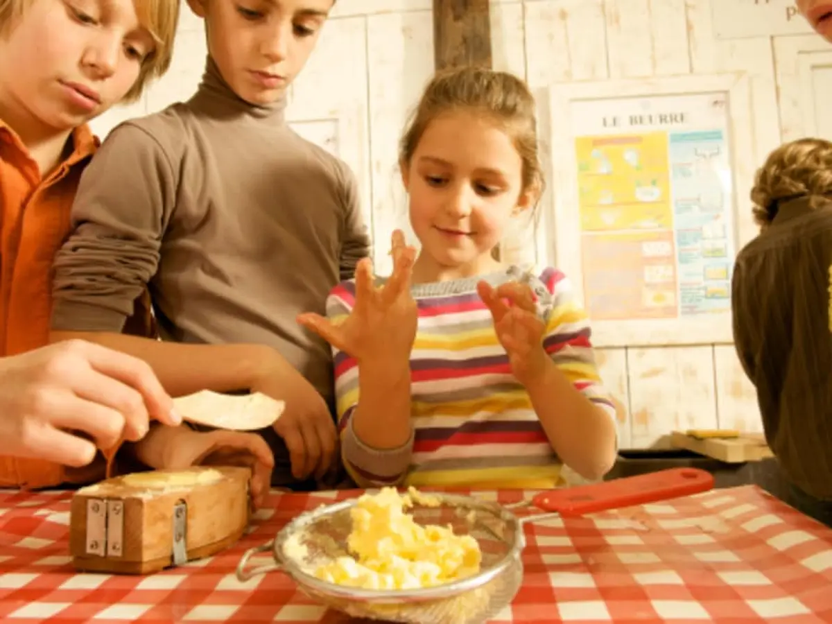 Atelier Beurre & Animaux à la Ferme de Gally de Sartrouville