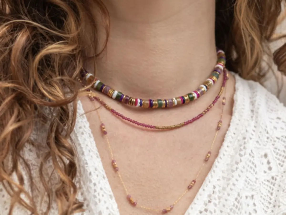 Atelier bijoux création d'un collier à Bordeaux (33)