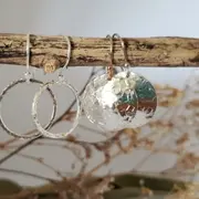 Atelier boucles d'oreilles en argent à Martignas-sur-Jalle (33)