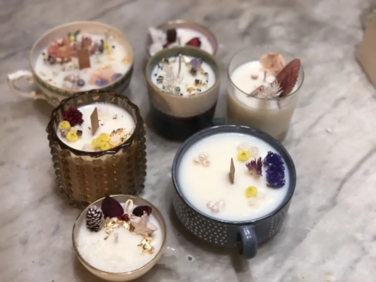 Atelier bougie fleurie et parfumée à Paris 10ème