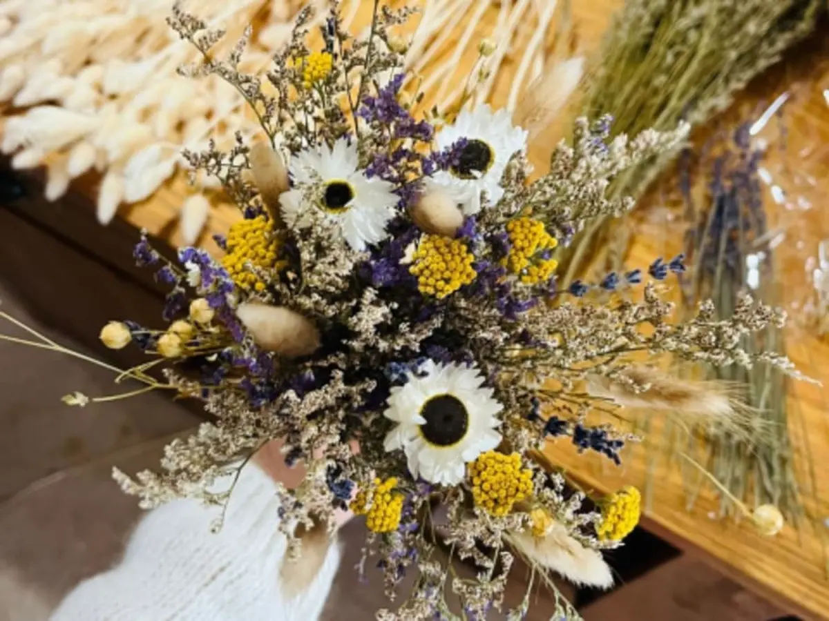 Atelier bouquet de fleurs séchées à Meyrargues (13)