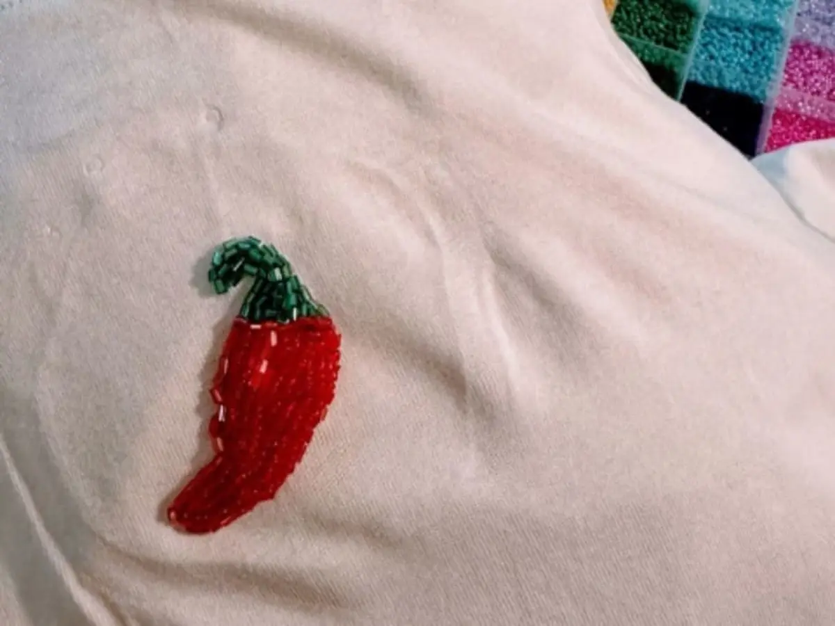 Atelier broderie perlée sur t-shirt à Lyon 2ème