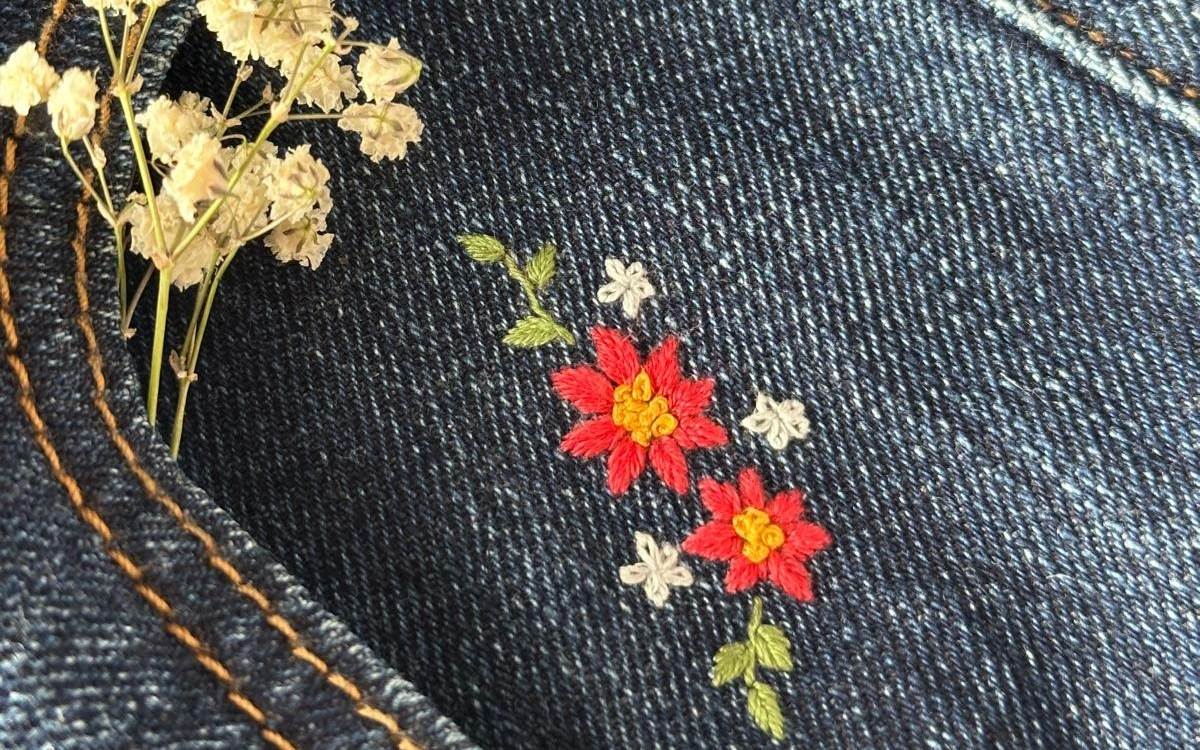 broderie florale jean