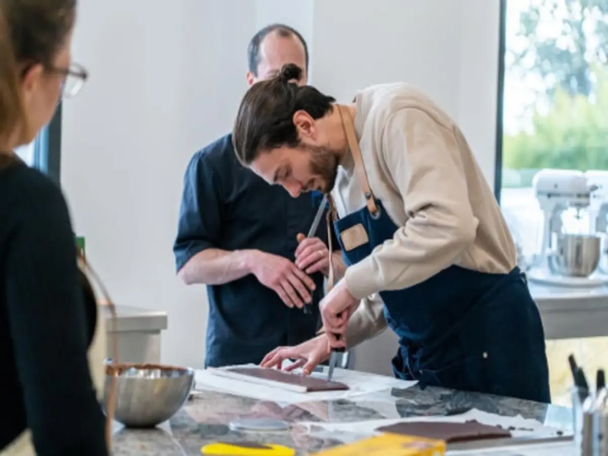 Atelier bûche au chocolat  à Éguilles (13)