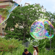 Atelier bulles de savon en musique à Paris 20