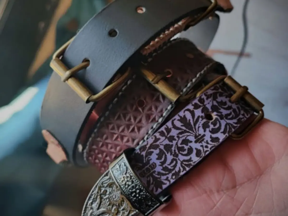 Atelier ceinture en cuir à Tuffé Val de la Chéronne (72)
