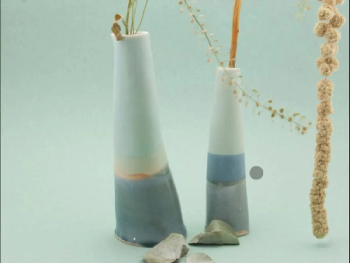 Atelier céramique création d'un duo de vases aux Lilas