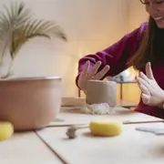 Atelier céramique/poterie d'un vase en céramique à Lille (59)