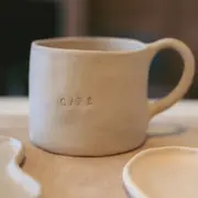 Atelier céramique/poterie d'une tasse en céramique à Lille (59)