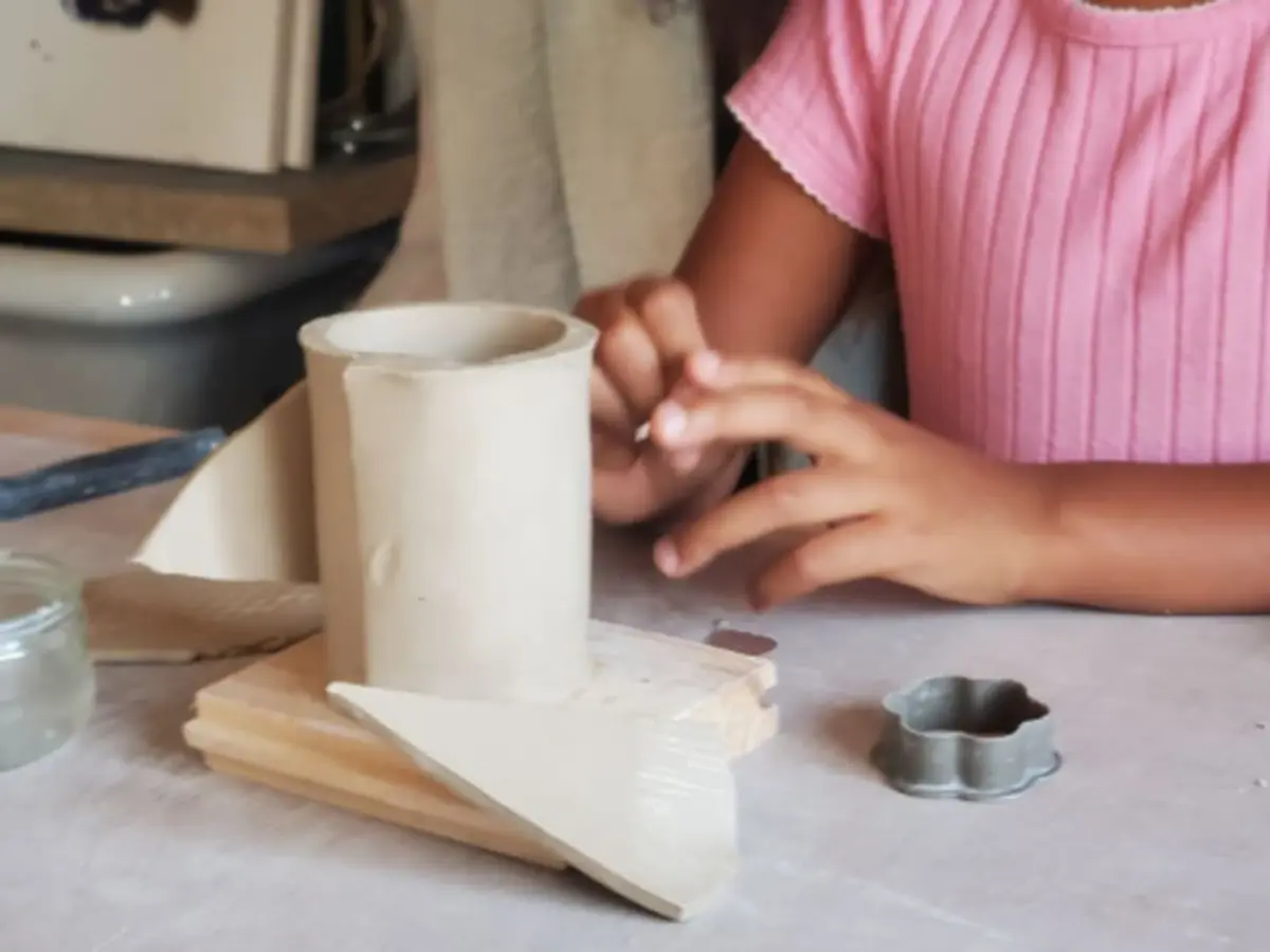 Atelier c&eacute;ramique pour enfant &agrave; Arnage (72)
