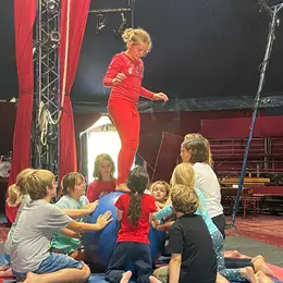 Atelier cirque 7-12 ans sous chapiteau !