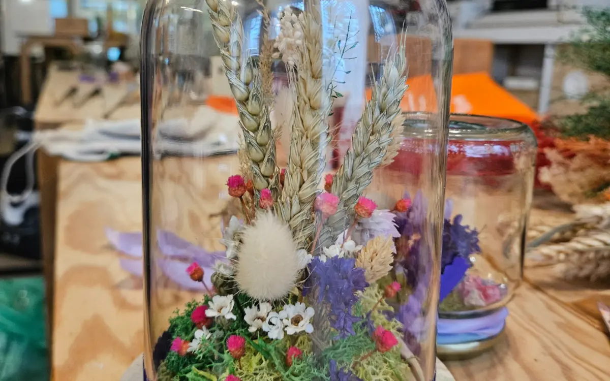 Atelier cloche de fleurs séchées bio en duo adulte-enfant