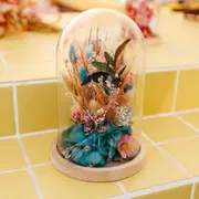 Atelier composition florale sous cloche à domicile à Nantes