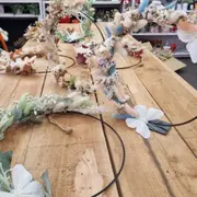 Atelier couronne de fleurs séchées à Pontoise (95)