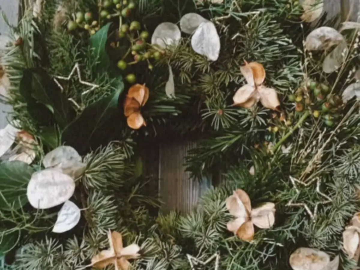 Atelier couronne de porte hivernale à Strasbourg (67)