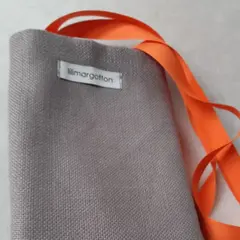 Atelier couture d'un sac en lin à Suresnes (92)