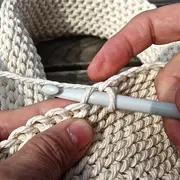 Atelier créatif avec Pierrette : personnalisation au crochet