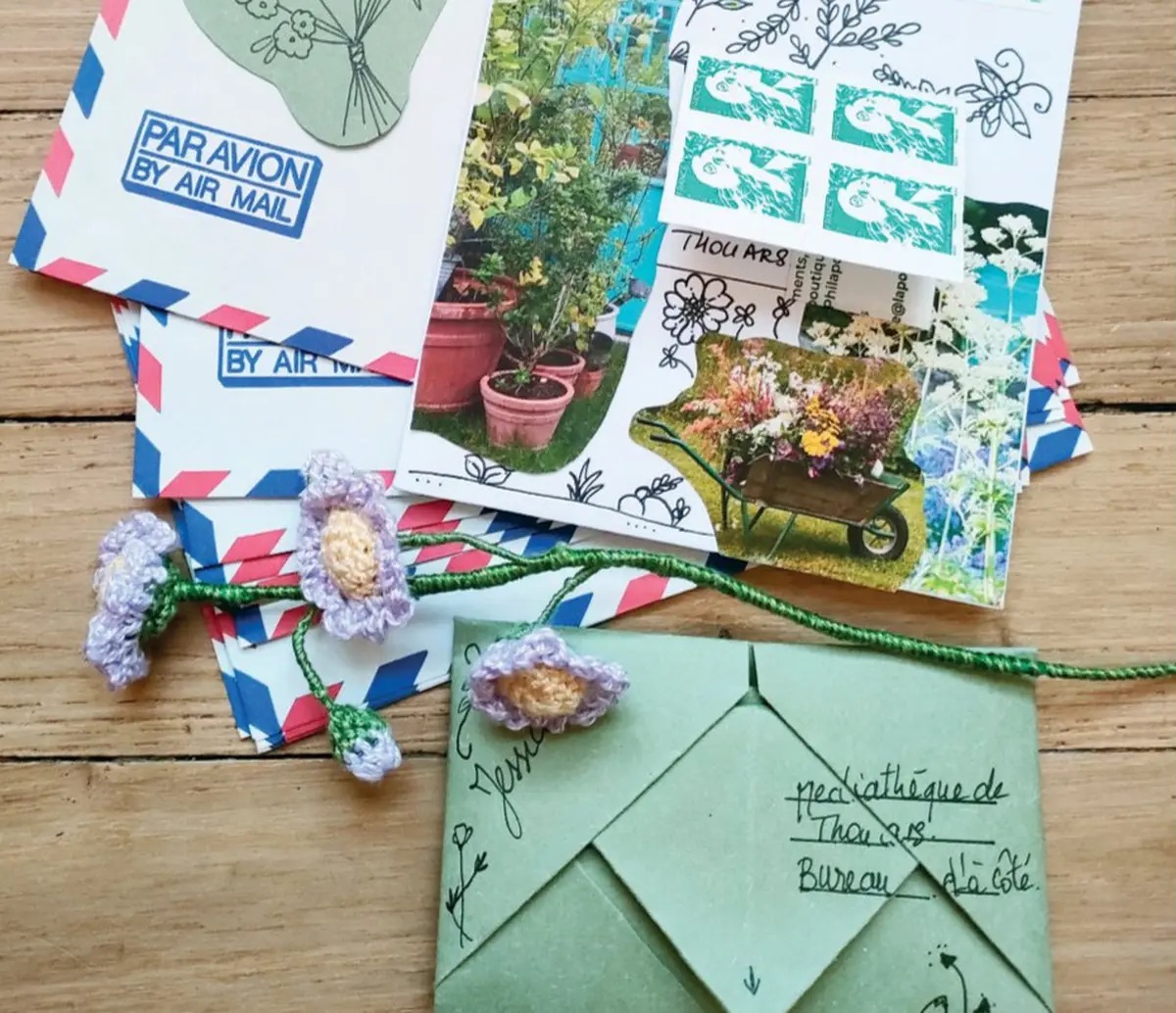 Atelier créatif d'art postal