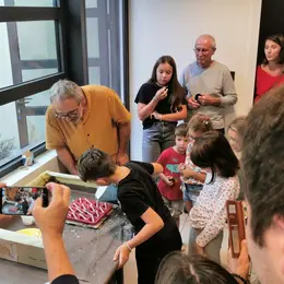 Atelier Creatif Et Visite A La Miellerie