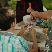 Atelier créatif nature - empreintes en argile