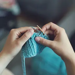 Atelier créatif : Tricot pour débutantes et débutants