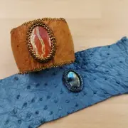 Atelier création bijoux en perles brodées proche de Lyon (69)