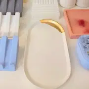 Atelier création d'objets en béton à Paris 18ème