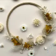 Atelier création d'un accessoire en fleurs séchées à Lille (59)