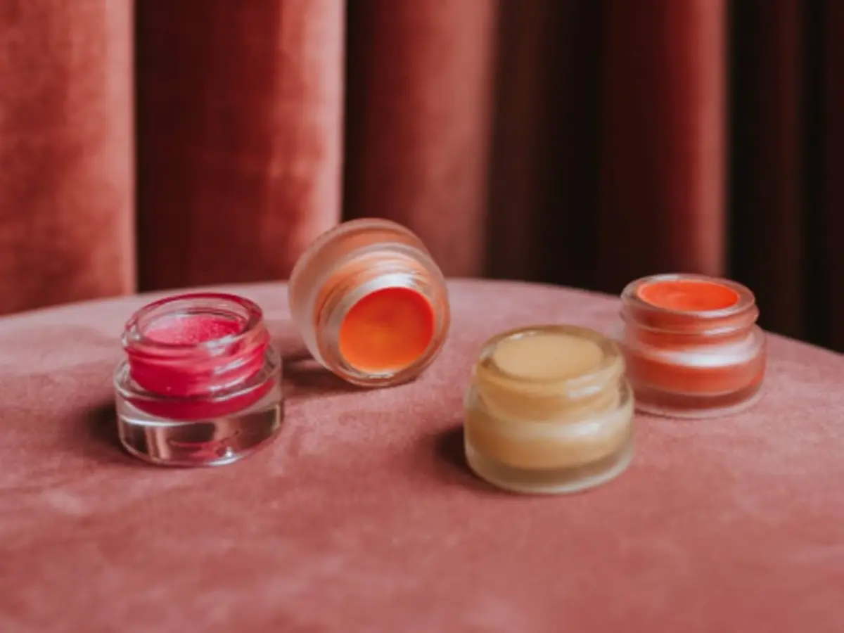 Atelier création d'un baume, gloss ou huile à lèvres à Paris 20è