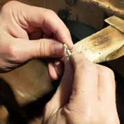 Atelier création d'un bijou en argent à Dijon (21)