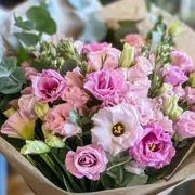 Atelier création d'un bouquet de fleurs fraiches à Paris 1er