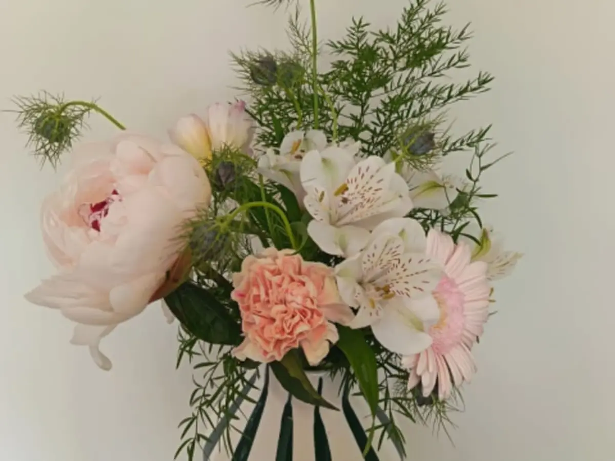 Atelier création d'un bouquet de fleurs fraiches à Poitiers (86)