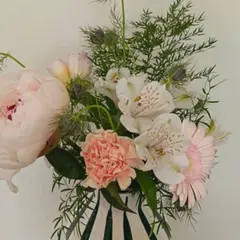 Atelier création d'un bouquet de fleurs fraiches à Poitiers (86)