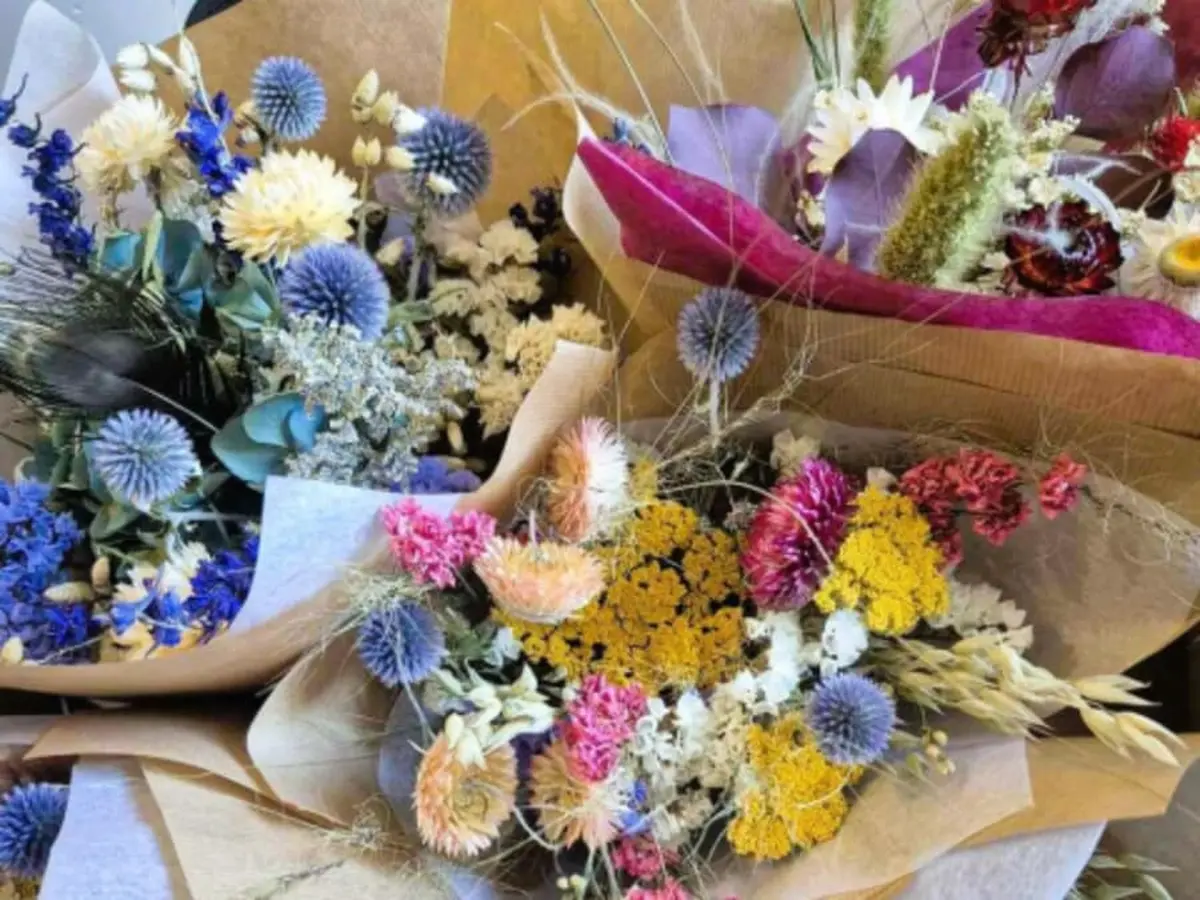 Atelier cr&eacute;ation d'un bouquet en fleurs s&eacute;ch&eacute;es &agrave; Laval (53)
