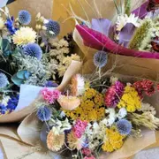 Atelier création d'un bouquet en fleurs séchées à Laval (53)