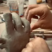 Atelier création d'un cœur anatomique en céramique à Lyon