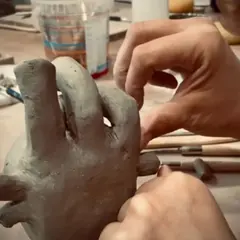 Atelier création d'un cœur anatomique en céramique à Lyon
