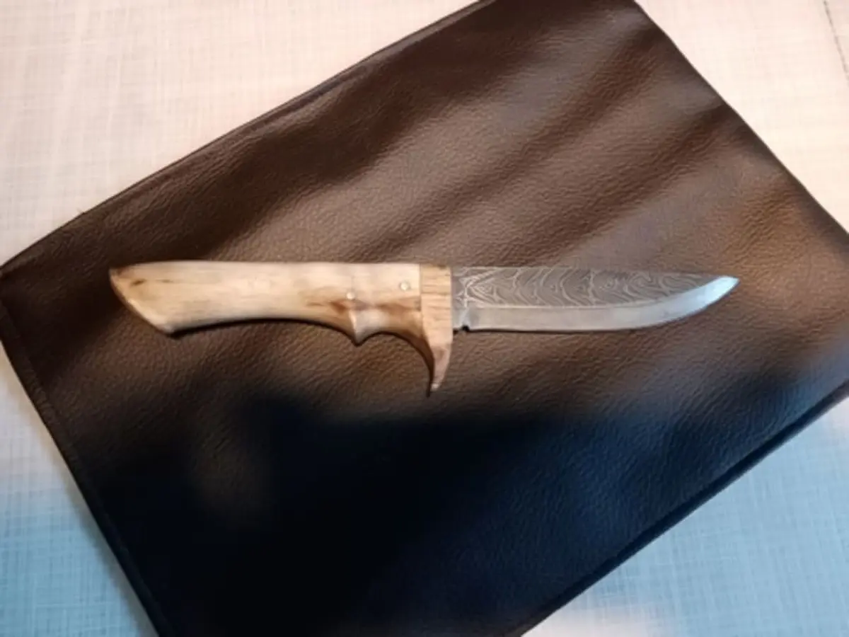 Atelier création d'un couteau avec manche en bois à Amboise (37)