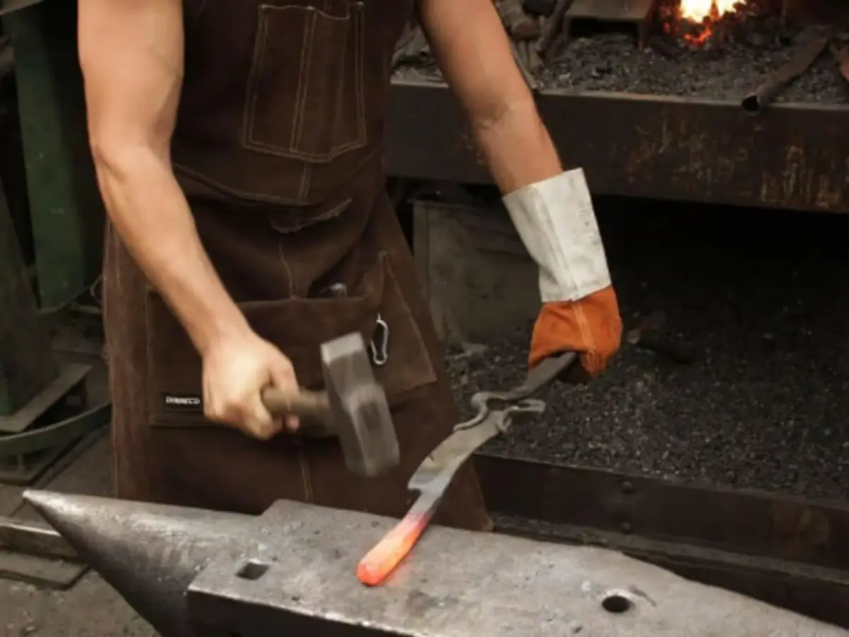 Atelier création d'un couteau fantastique à Brissac Loire Aubance (49)